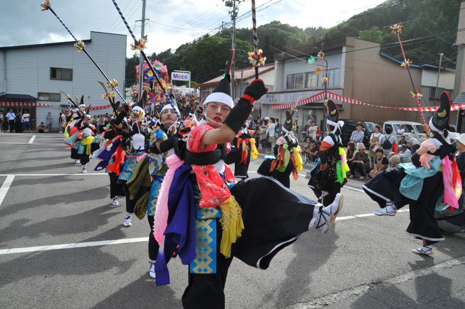 Fudai kagura performers